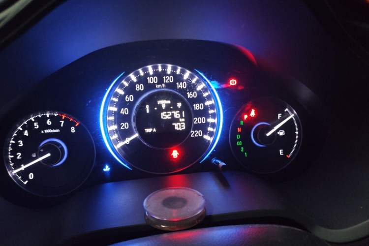 Used Honda Crider 2015 1.8L automatic luxury edition Odometer Close Up