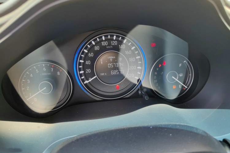 Used Honda Crider 2015 1.8L Automatic Ultra-Configured Limited Edition Odometer Close Up