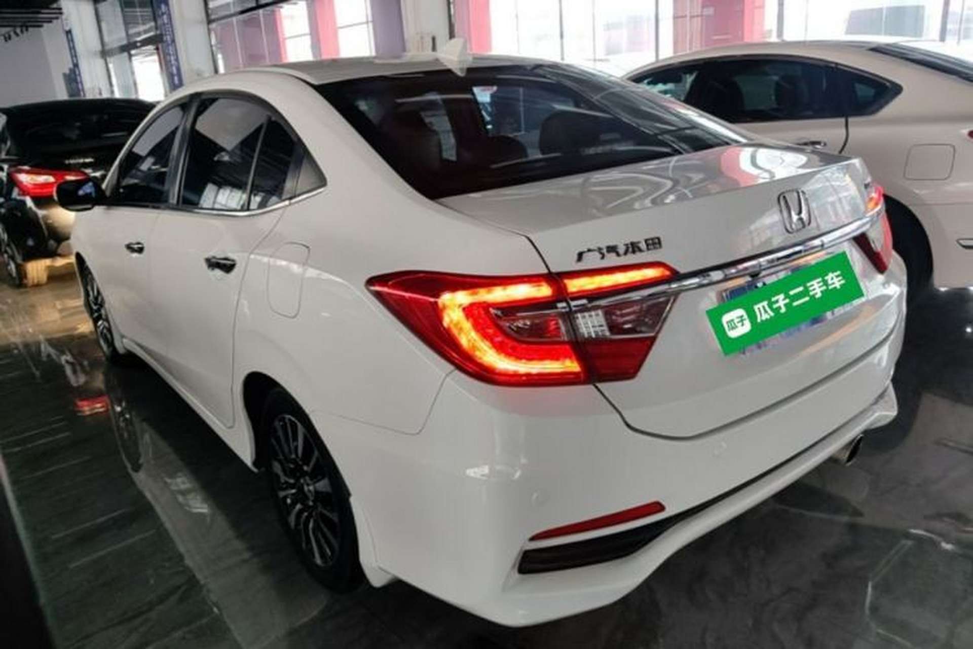 Used Honda Crider 2015 1.8L automatic luxury edition Rear Left 45 Deg