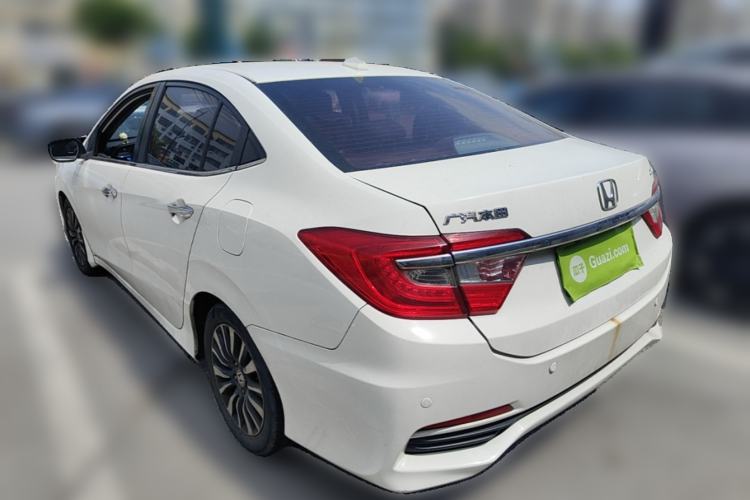 Used Honda Crider 2015 1.8L automatic luxury edition Rear Left 45 Deg