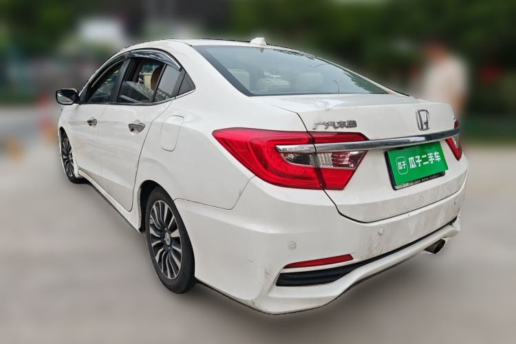 Used Honda Crider 2015 1.8L automatic luxury edition Rear Left 45 Deg