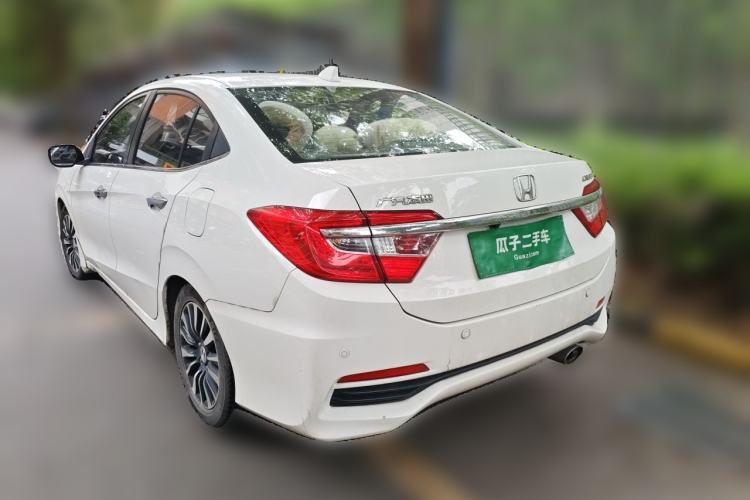Used Honda Crider 2015 1.8L automatic luxury edition Rear Left 45 Deg