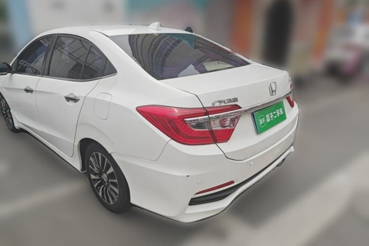 Used Honda Crider 2015 1.8L automatic luxury edition Rear Left 45 Deg