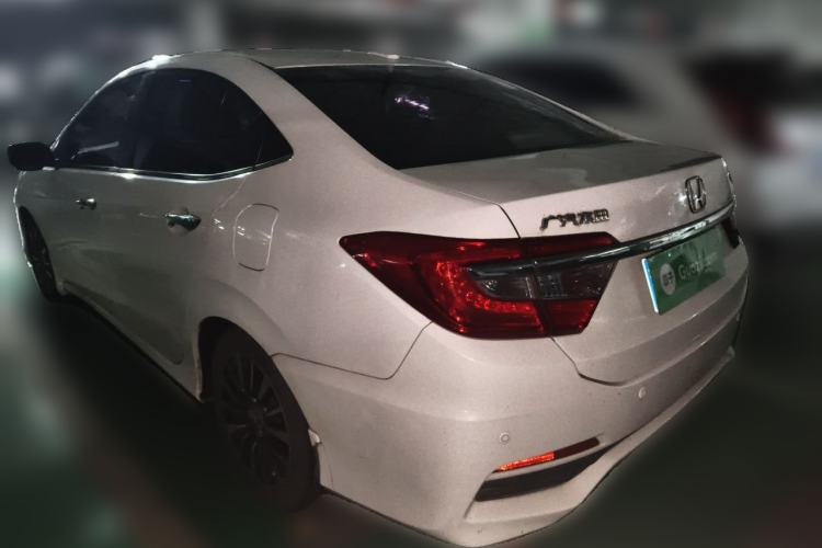 Used Honda Crider 2015 1.8L automatic luxury edition Rear Left 45 Deg