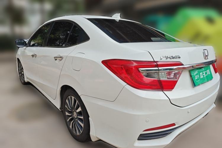 Used Honda Crider 2015 1.8L automatic luxury edition Rear Left 45 Deg