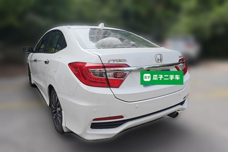Used Honda Crider 2015 1.8L automatic luxury edition Rear Left 45 Deg