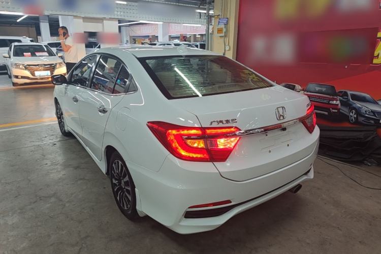 Used Honda Crider 2015 1.8L automatic comfort version Rear Left 45 Deg