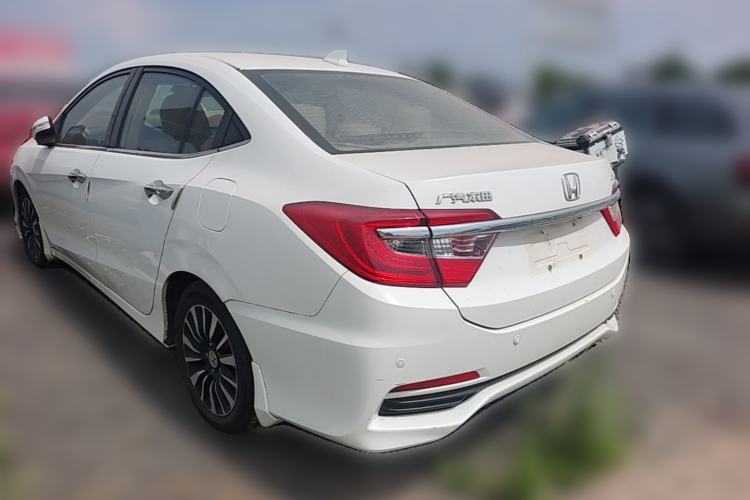 Used Honda Crider 2015 1.8L automatic luxury edition Rear Left 45 Deg