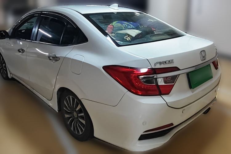 Used Honda Crider 2015 1.8L automatic luxury edition Rear Left 45 Deg