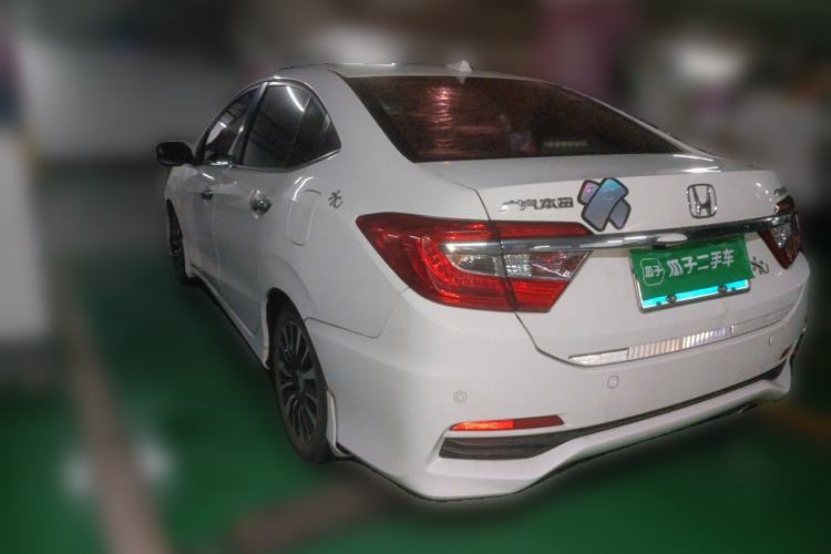 Used Honda Crider 2015 1.8L automatic luxury edition Rear Left 45 Deg