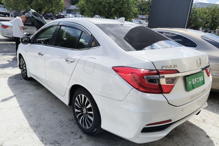 Used Honda Crider 2015 1.8L automatic luxury edition Rear Left 45 Deg
