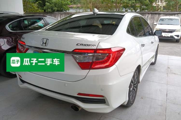 Used Honda Crider 2015 1.8L automatic luxury edition Rear Right 45 Deg