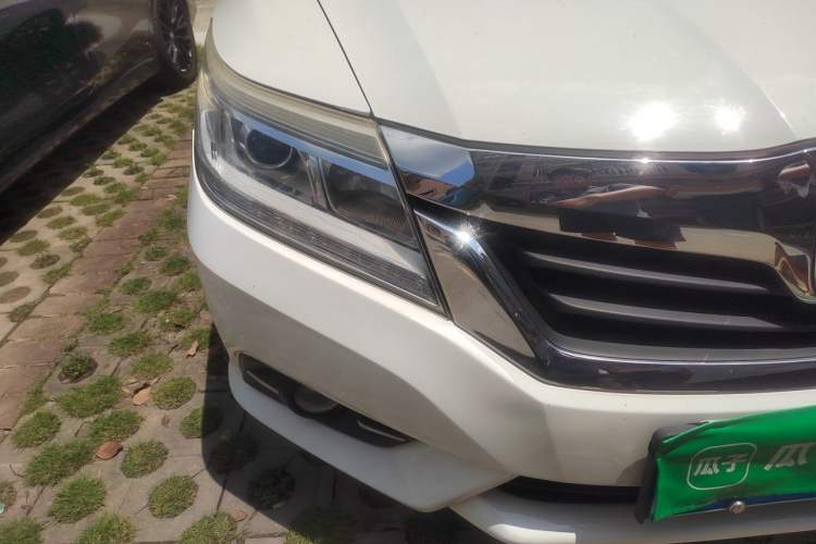Used Honda Crider 2015 1.8L automatic luxury edition Right Front Headlight