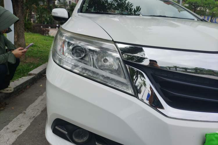 Used Honda Crider 2015 1.8L automatic luxury edition Right Front Headlight
