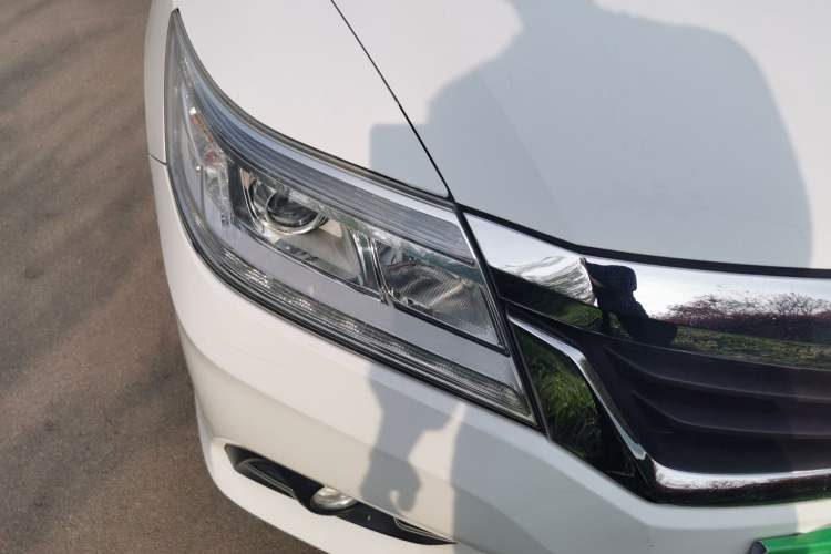 Used Honda Crider 2015 1.8L automatic luxury edition Right Front Headlight
