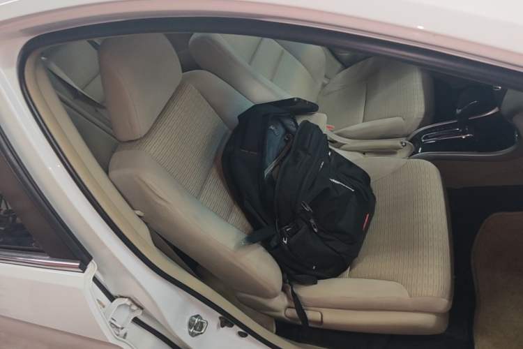 Used Honda Crider 2015 1.8L automatic comfort version Right Front Seat