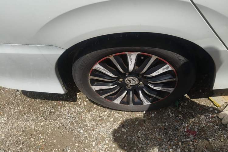 Used Honda Crider 2015 1.8L automatic luxury edition Right Rear Wheel Hub