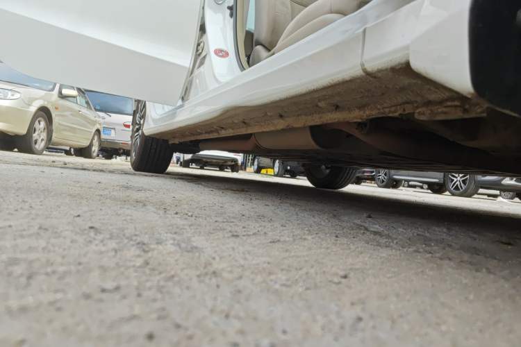 Used Honda Crider 2015 1.8L automatic comfort version Right Side Sill