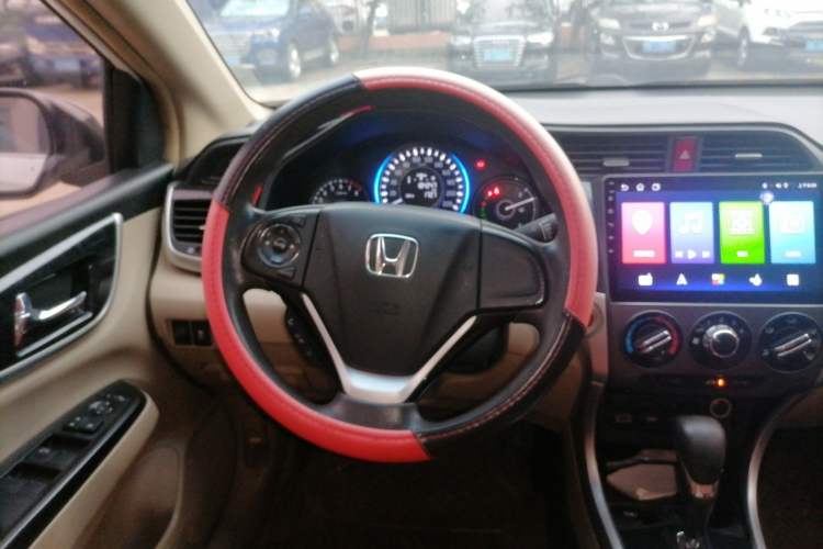 Used Honda Crider 2015 1.8L automatic luxury edition Steering Wheel