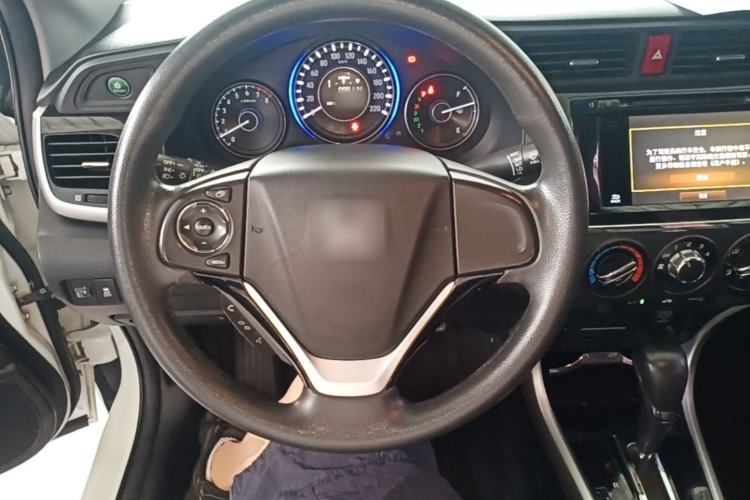 Used Honda Crider 2015 1.8L Automatic Ultra-Configured Limited Edition Steering Wheel