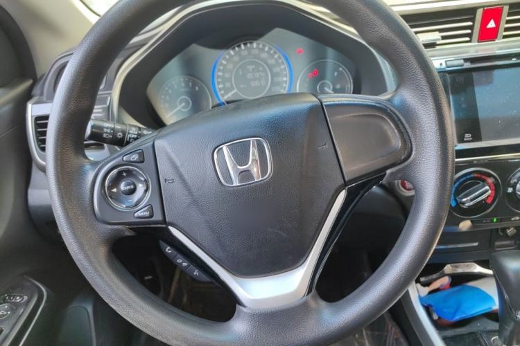 Used Honda Crider 2015 1.8L Automatic Ultra-Configured Limited Edition Steering Wheel