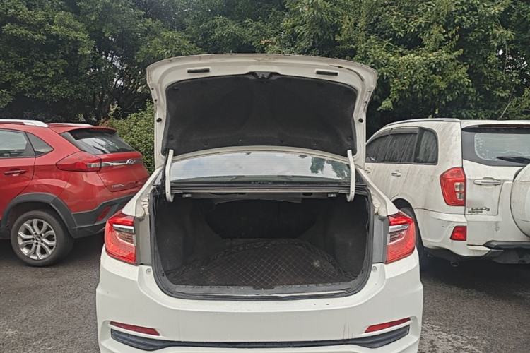 Used Honda Crider 2015 1.8L automatic comfort version Trunk