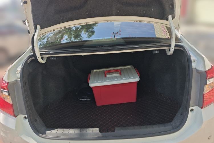 Used Honda Crider 2015 1.8L automatic comfort version Trunk