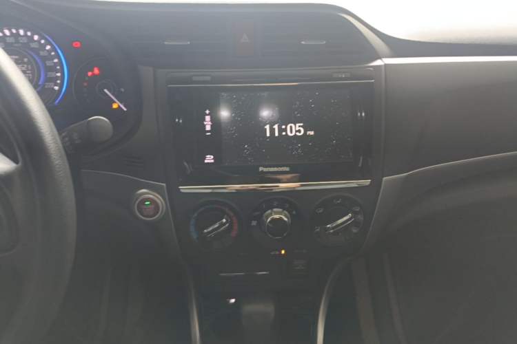 Used Honda Crider 2016 1.8L CVT Luxury Edition Audio And AC Panel