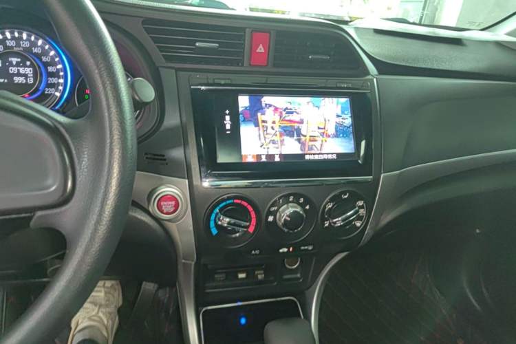 Used Honda Crider 2016 1.8L CVT Luxury Edition Audio And AC Panel