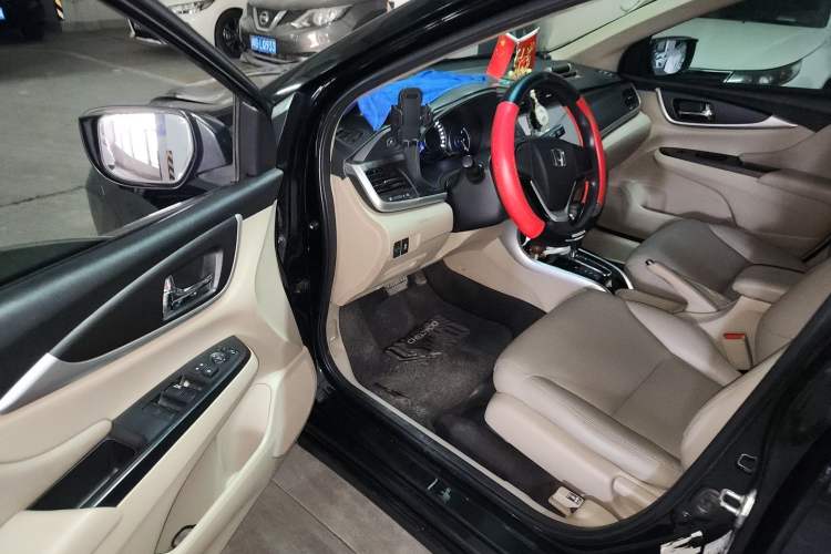 Used Honda Crider 2016 1.8L CVT Comfort Version Driver Seat