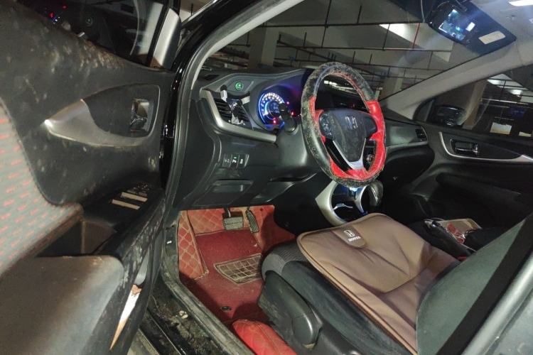 Used Honda Crider 2016 1.8L CVT Luxury Edition Driver Seat