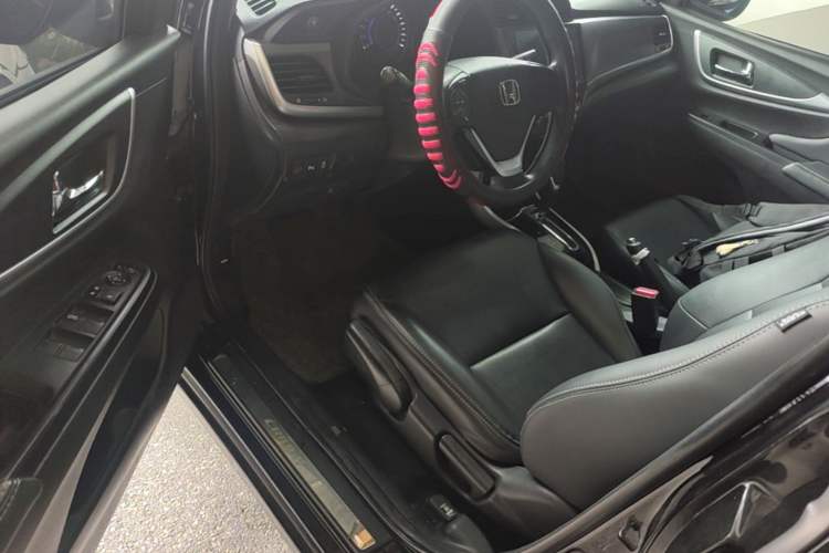 Used Honda Crider 2016 1.8L CVT Luxury Edition Driver Seat