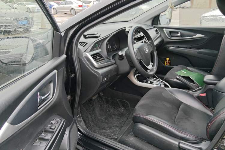 Used Honda Crider 2016 1.8L CVT Comfort Version Driver Seat