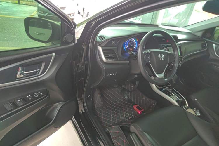 Used Honda Crider 2016 1.8L CVT Luxury Edition Driver Seat