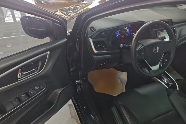 Used Honda Crider 2016 1.8L CVT Luxury Edition Driver Seat
