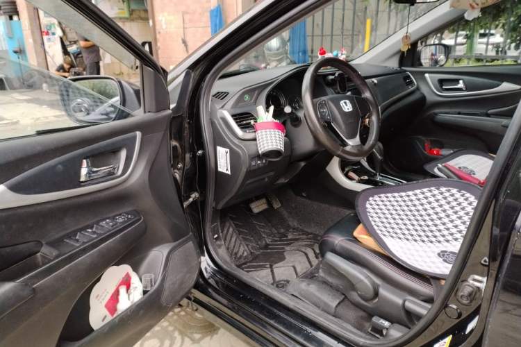 Used Honda Crider 2016 1.8L CVT Luxury Edition Driver Seat