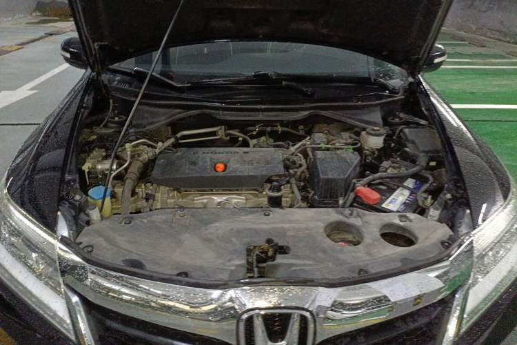 Used Honda Crider 2016 1.8L CVT Luxury Edition Engine Bay