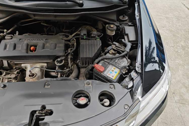 Used Honda Crider 2016 1.8L CVT Luxury Edition Engine Bay Left