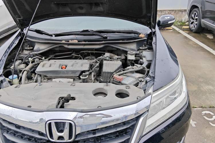 Used Honda Crider 2016 1.8L CVT Comfort Version Engine Bay Left