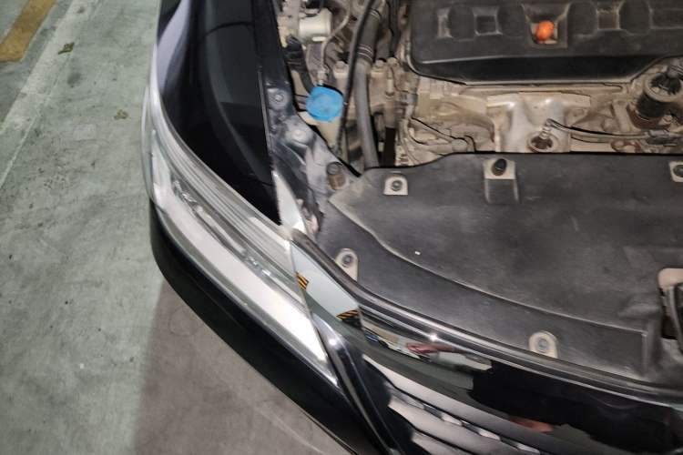 Used Honda Crider 2016 1.8L CVT Comfort Version Engine Bay Right