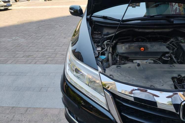 Used Honda Crider 2016 1.8L Manual Luxury Edition Engine Bay Right