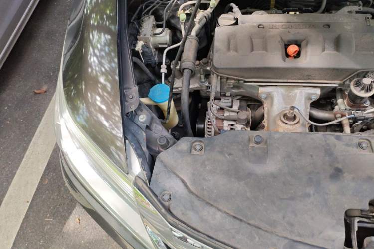Used Honda Crider 2016 1.8L CVT Luxury Edition Engine Bay Right