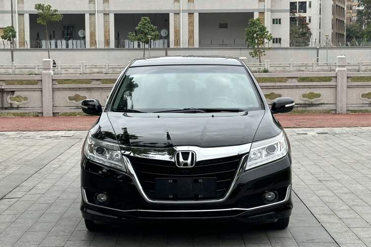 Used Honda Crider 2016 1.8L CVT Luxury Edition Exterior 2