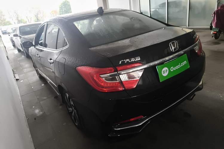 Used Honda Crider 2016 1.8L CVT Luxury Edition Exterior 2