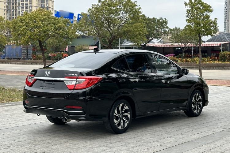 Used Honda Crider 2016 1.8L CVT Luxury Edition Exterior 4