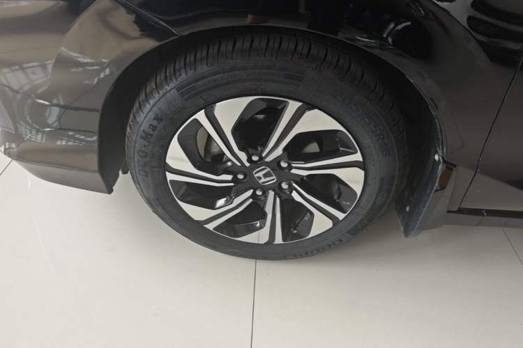 Used Honda Crider 2016 1.8L CVT Luxury Edition Exterior 4
