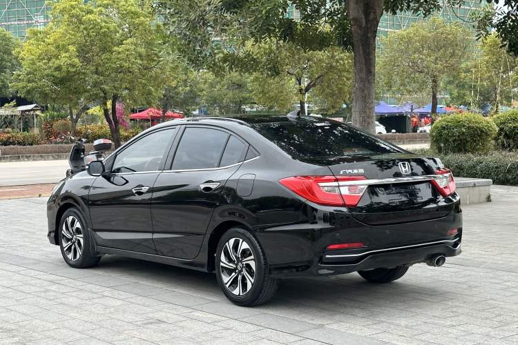 Used Honda Crider 2016 1.8L CVT Luxury Edition Exterior 6