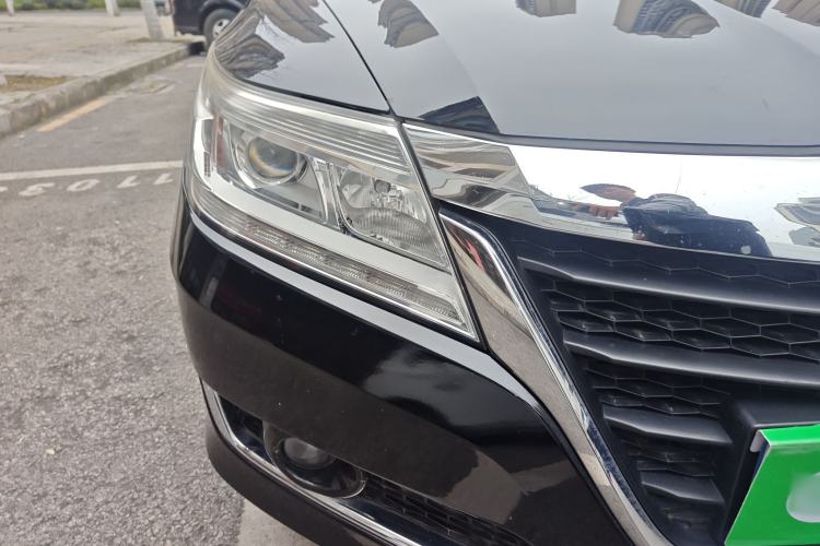 Used Honda Crider 2016 1.8L Manual Luxury Edition Exterior 6