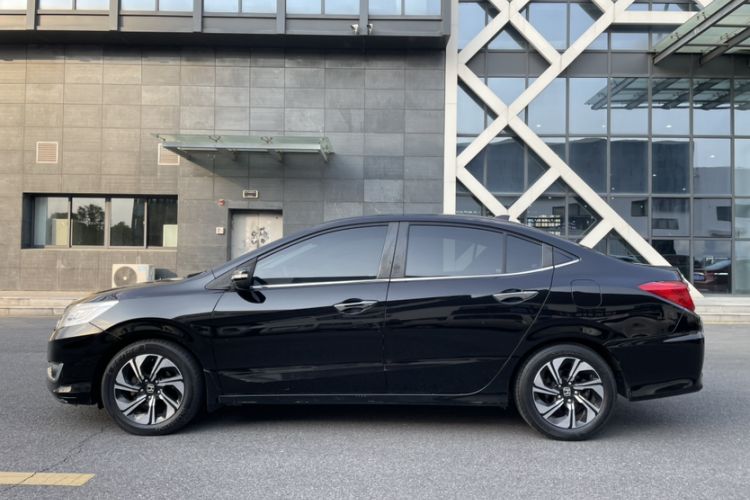 Used Honda Crider 2016 1.8L CVT Luxury Edition Exterior 7