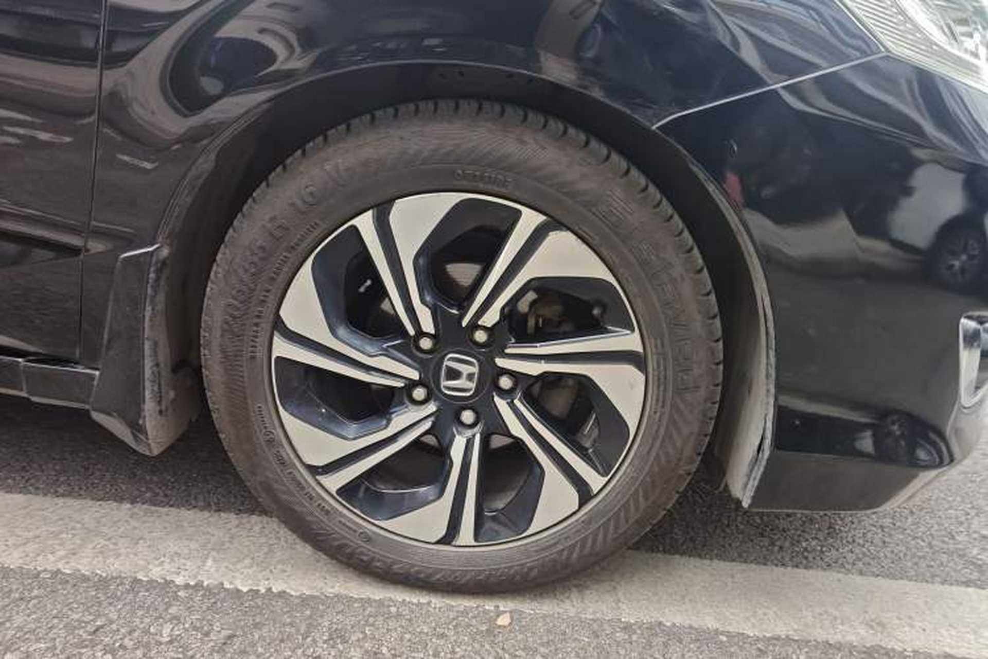 Used Honda Crider 2016 1.8L Manual Luxury Edition Exterior 7